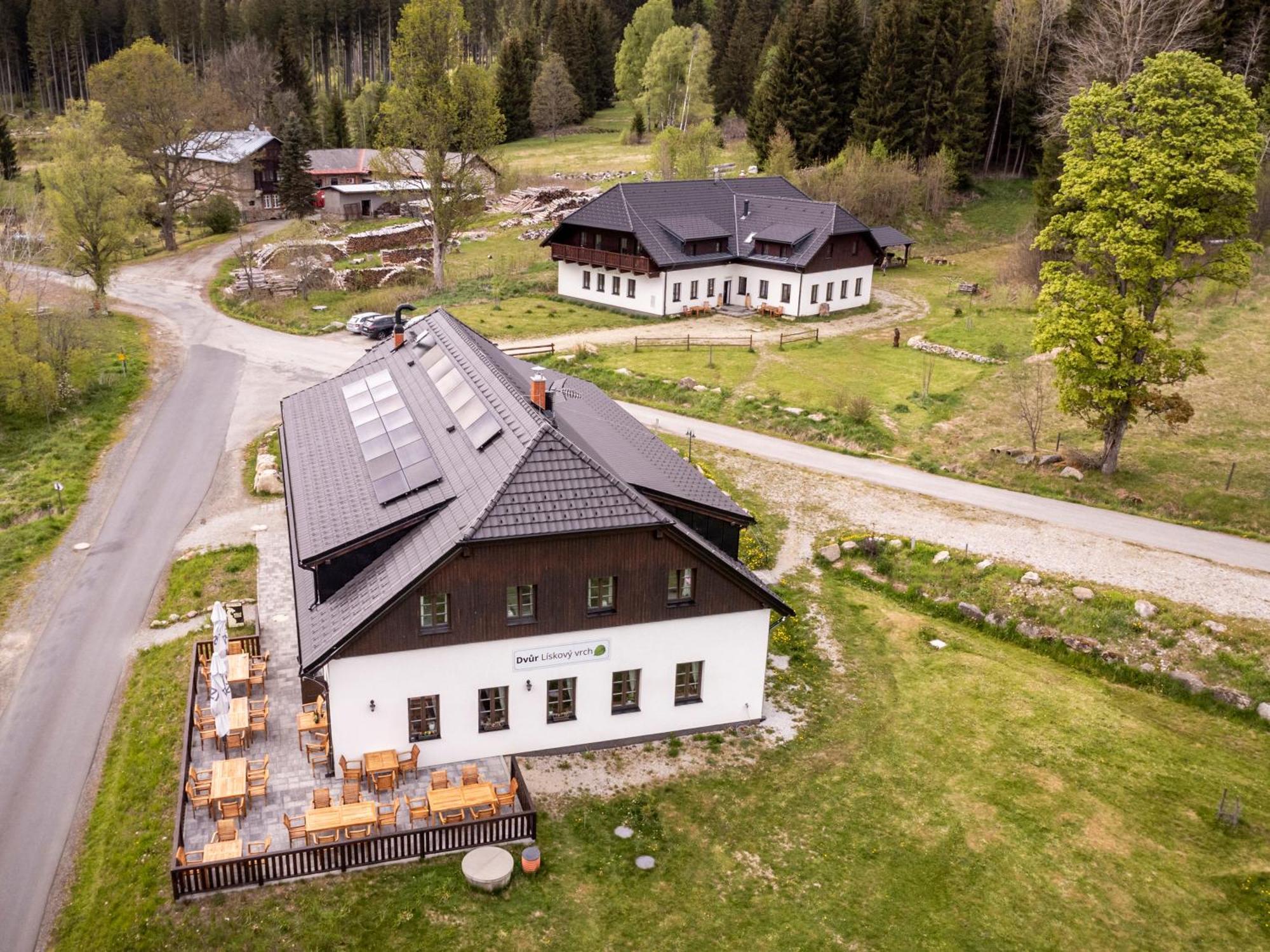 Hotel Dvůr Lískový vrch Strazny Exterior foto